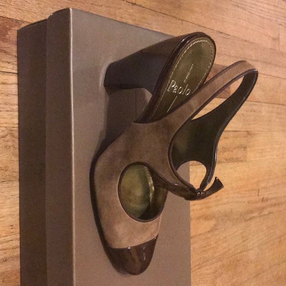 Linea Paolo Lizbeth Taupe Suede Shoes - Picture 6 of 7